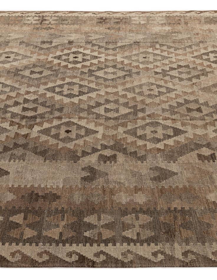 Detail image of 6' 9 x 9' 8 Hand Knotted Kilim Maymana Wool Rug