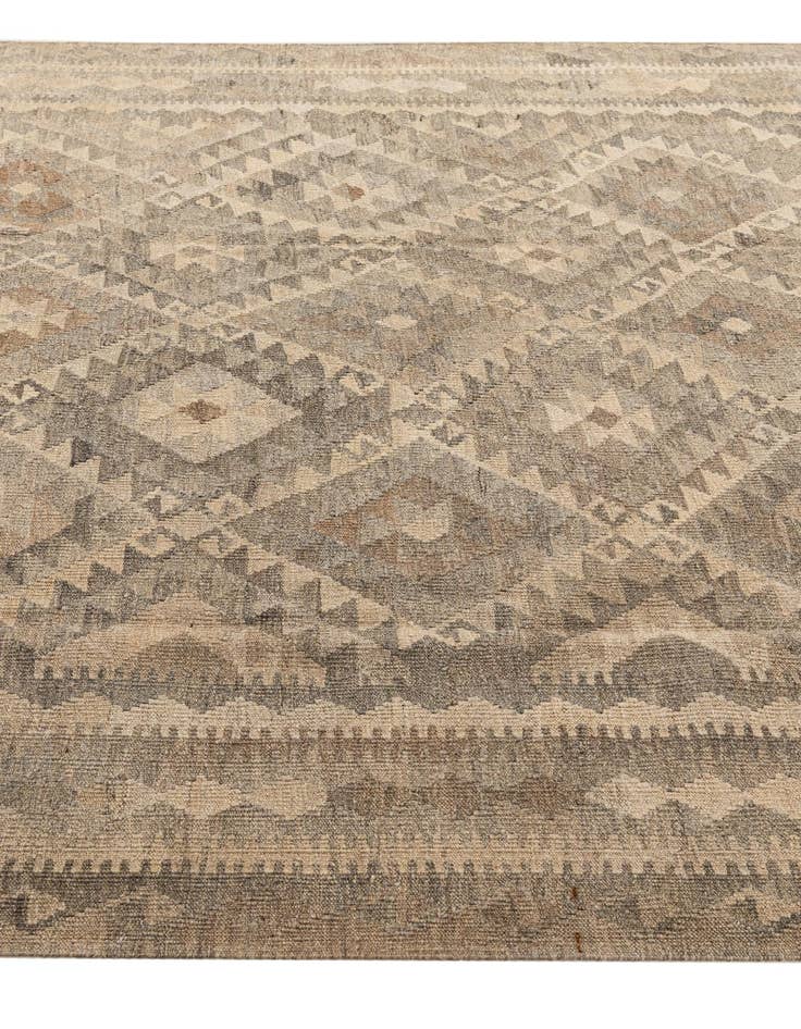 Detail image of 6' 9 x 9' 9  Hand Woven Kilim Maymana Wool Rug