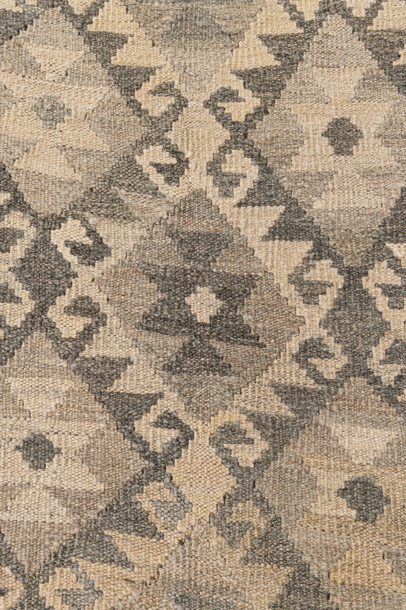 6' 10 x 9' 9 Hand Woven Kilim Maymana Wool Rug