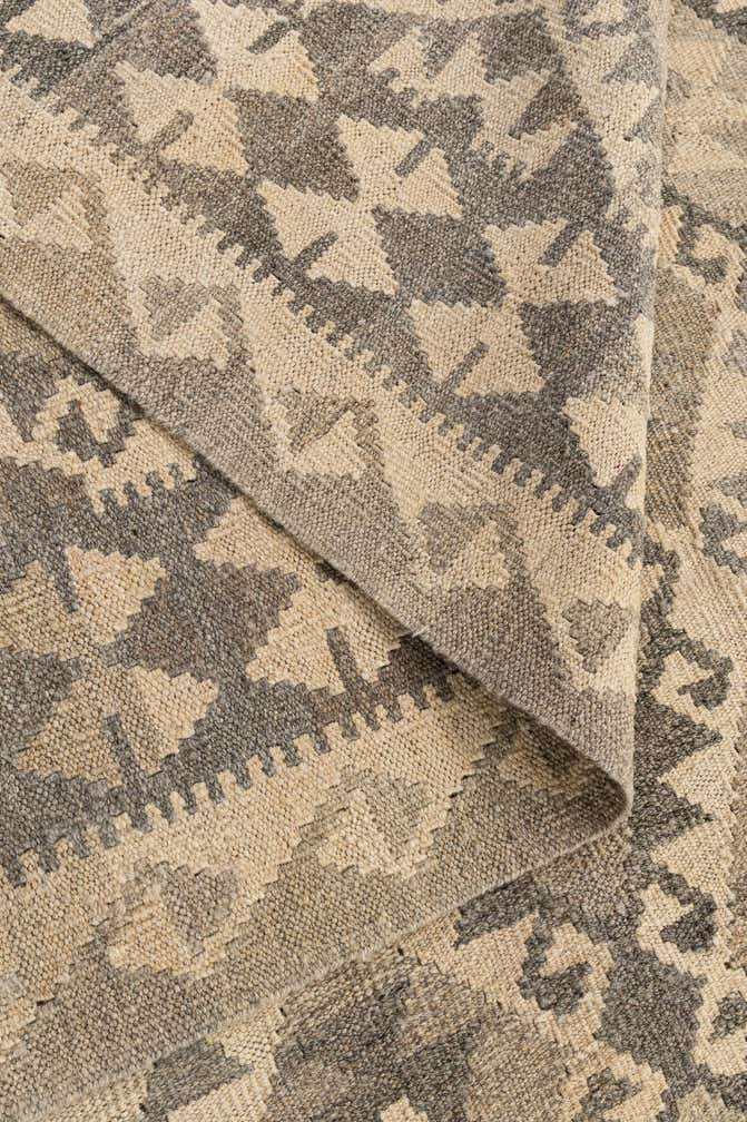 6' 10 x 9' 9 Hand Woven Kilim Maymana Wool Rug