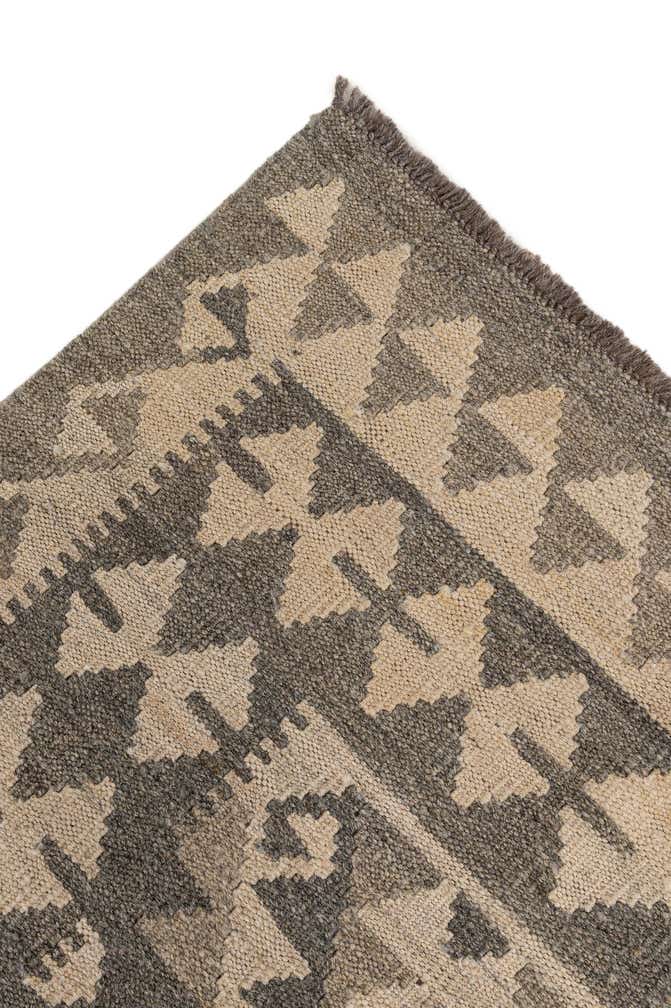 6' 10 x 9' 9 Hand Woven Kilim Maymana Wool Rug