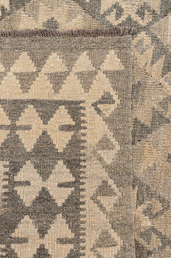 6' 10 x 9' 9 Hand Woven Kilim Maymana Wool Rug