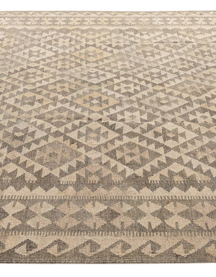 Detail image of 6' 10 x 9' 9 Hand Woven Kilim Maymana Wool Rug