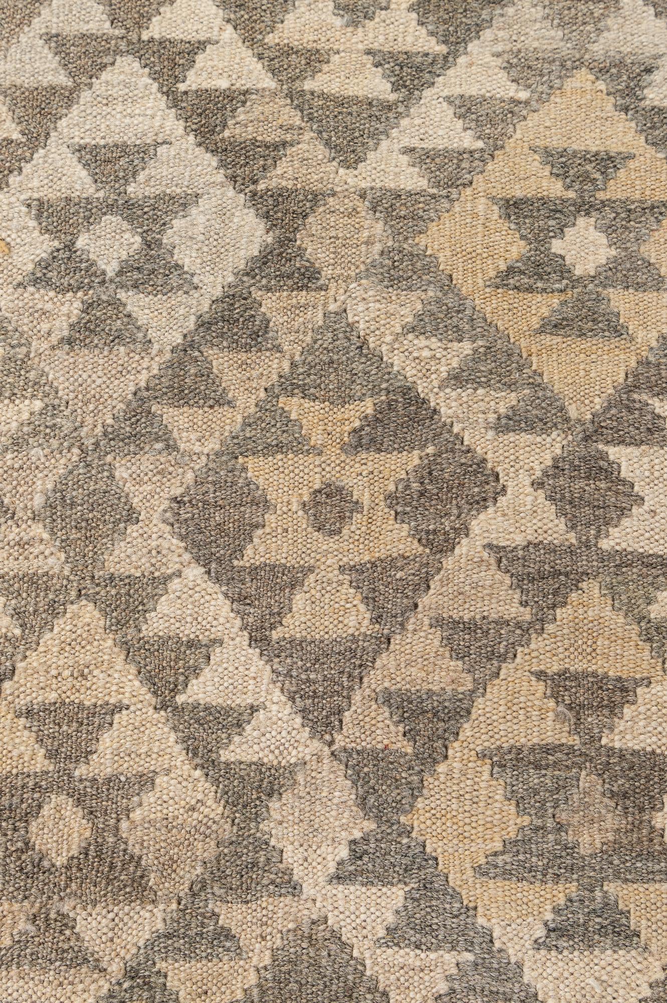 6' 10 x 9' 9 Hand Woven Kilim Maymana Wool Rug