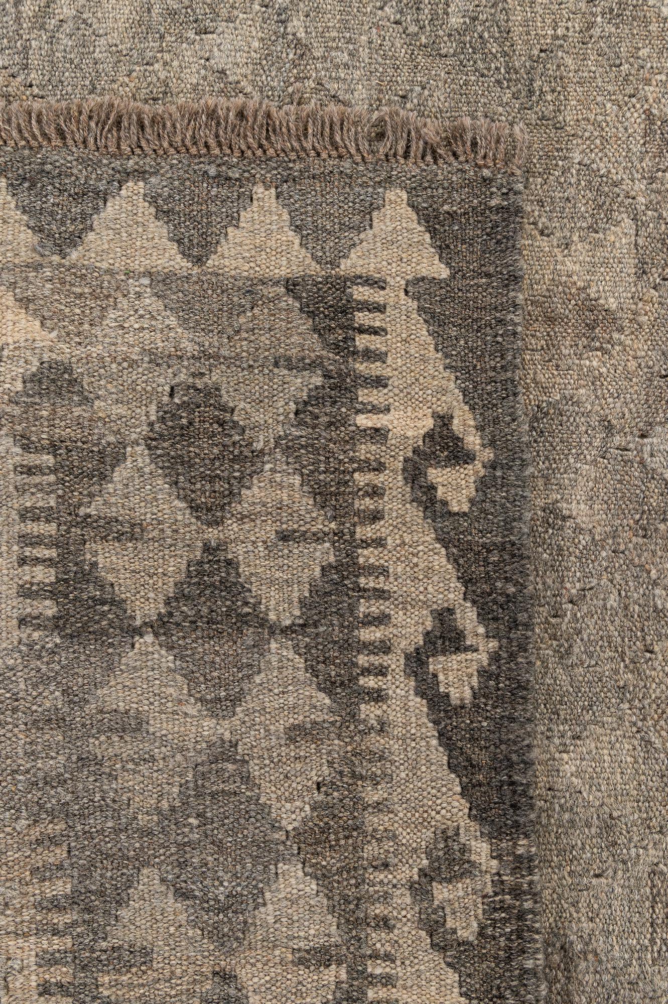 6' 10 x 9' 8 Hand Woven Kilim Maymana Wool Rug