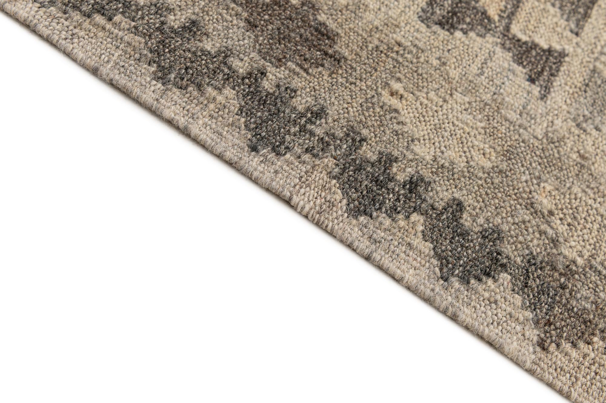 6' 11 x 9' 11 Hand Woven Kilim Maymana Wool Rug