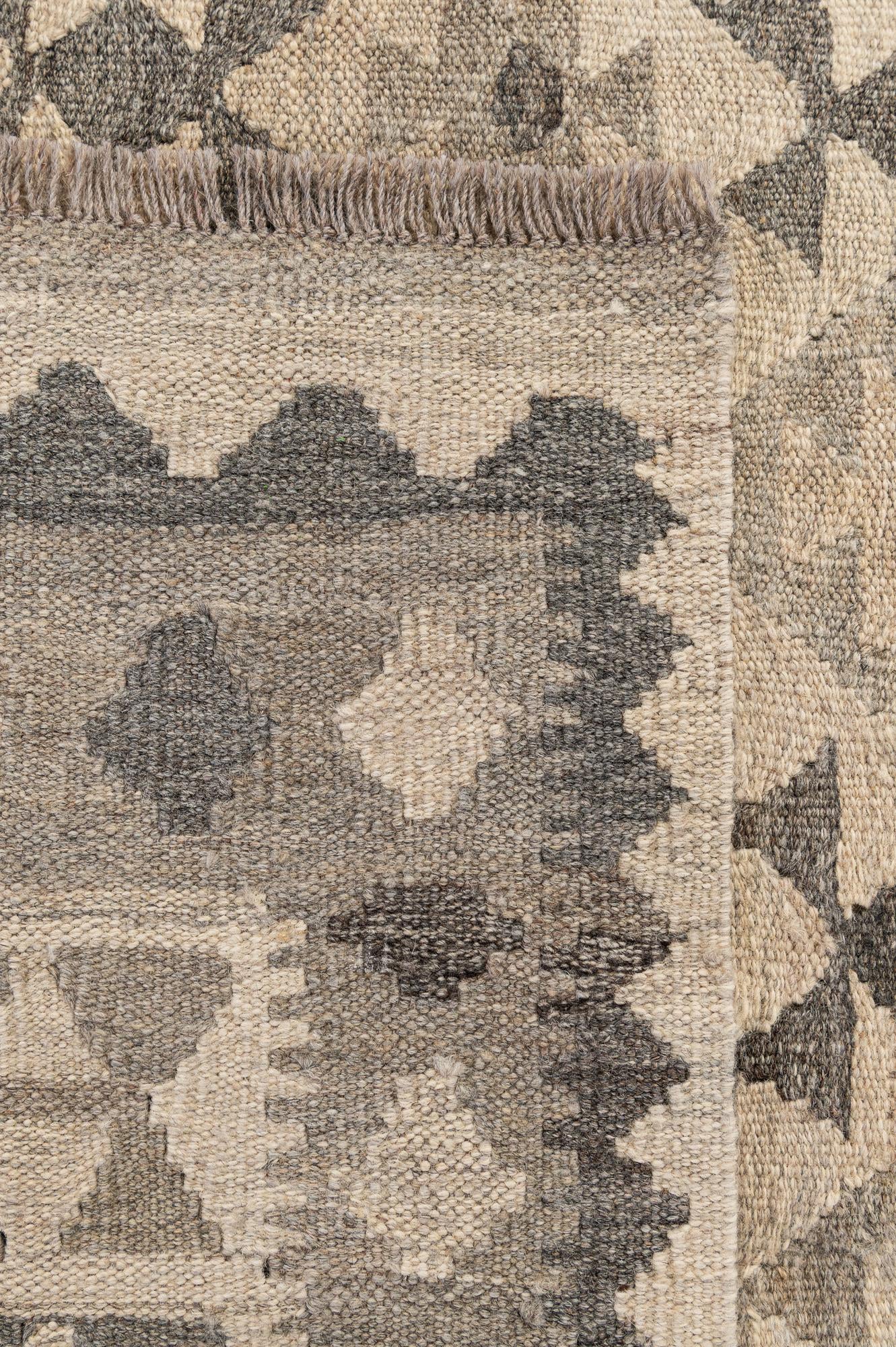 6' 11 x 9' 11 Hand Woven Kilim Maymana Wool Rug
