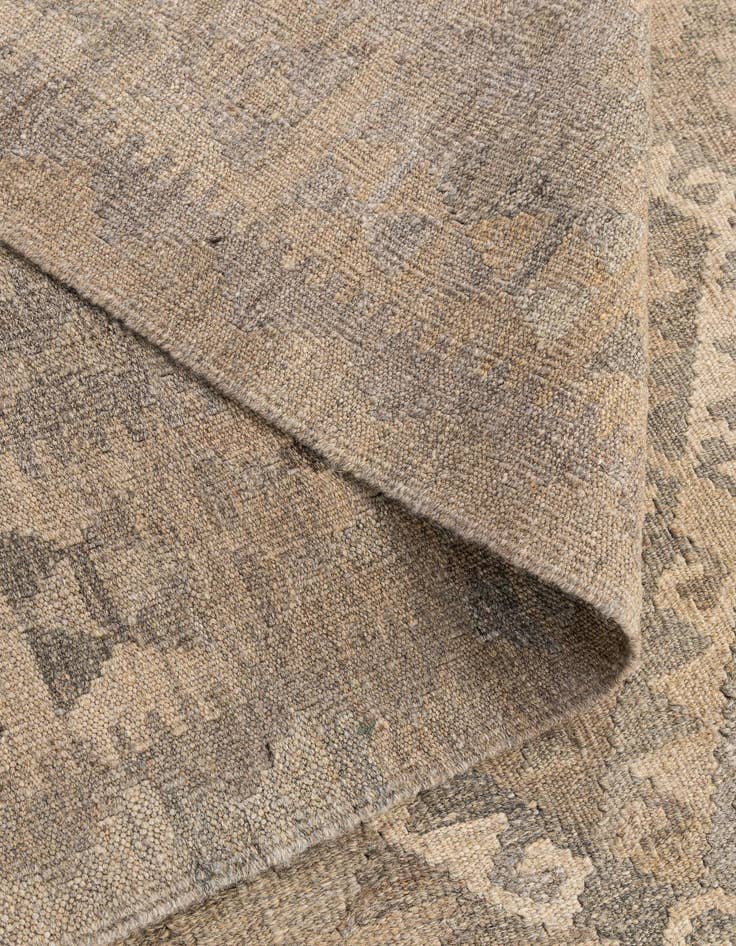 Detail image of 6' 10 x 9' 11  Hand Woven Kilim Maymana Wool Rug