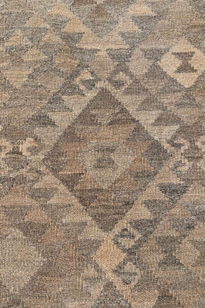 6' 10 x 9' 10 Hand Woven Kilim Maymana Wool Rug