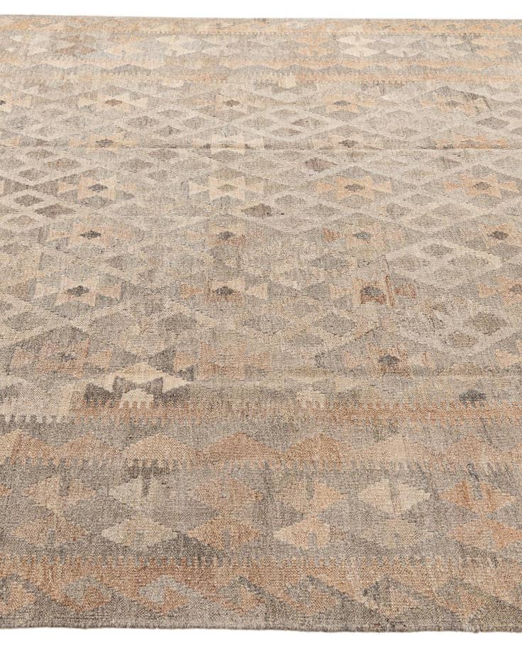 Detail image of 7' x 9' 9 Hand Woven Kilim Maymana Wool Rug