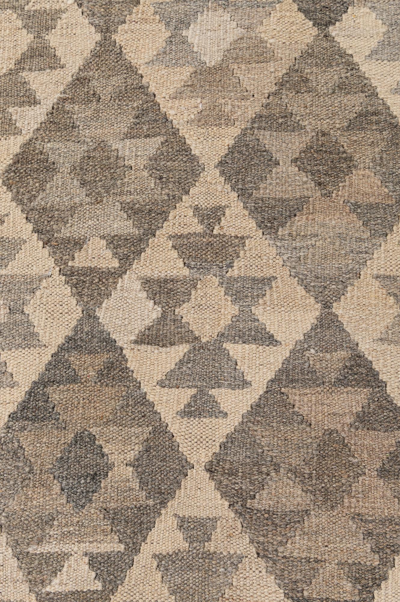 6' 10 x 9' 10 Hand Woven Kilim Maymana Wool Rug
