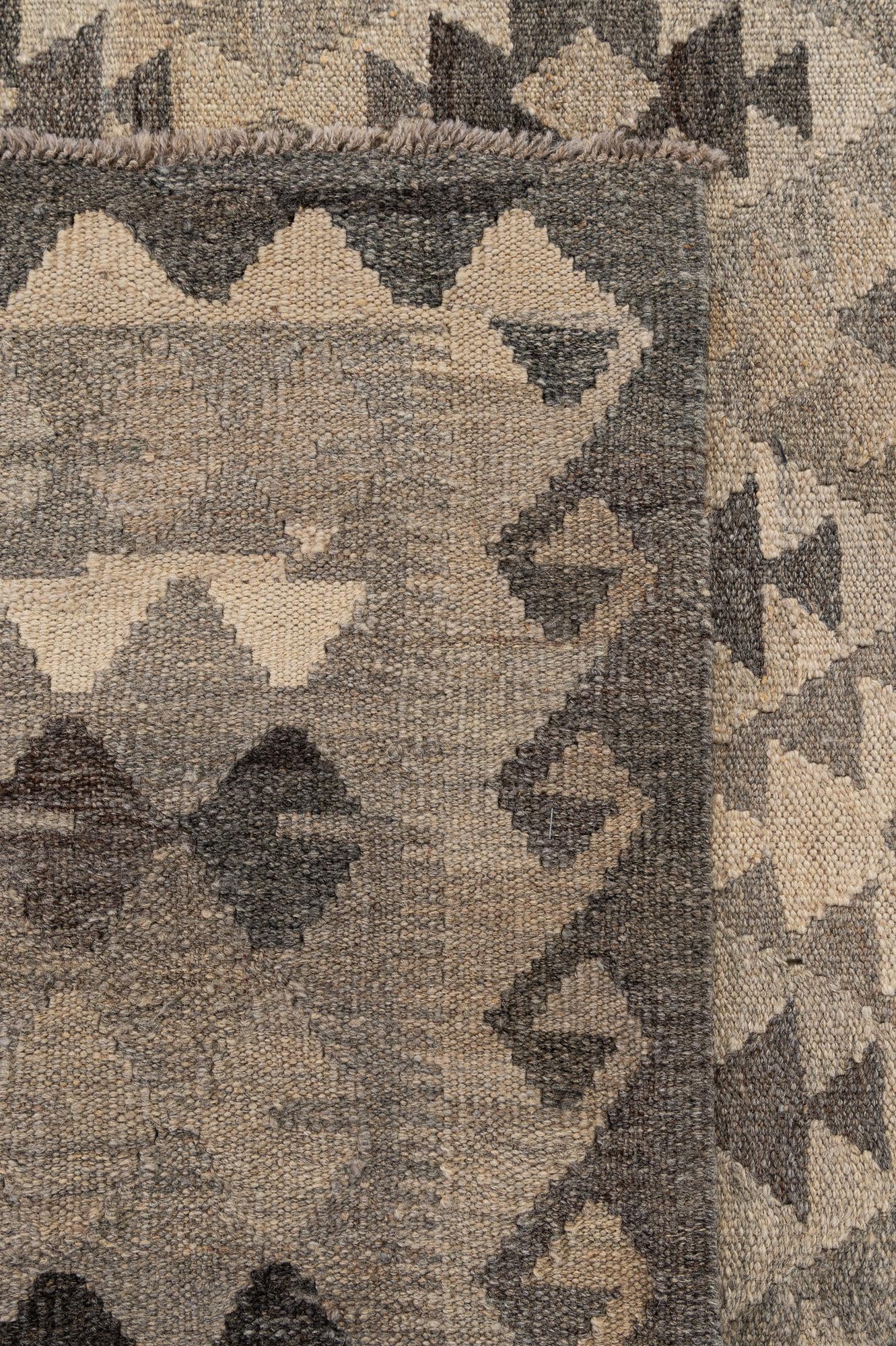 6' 10 x 9' 10 Hand Woven Kilim Maymana Wool Rug