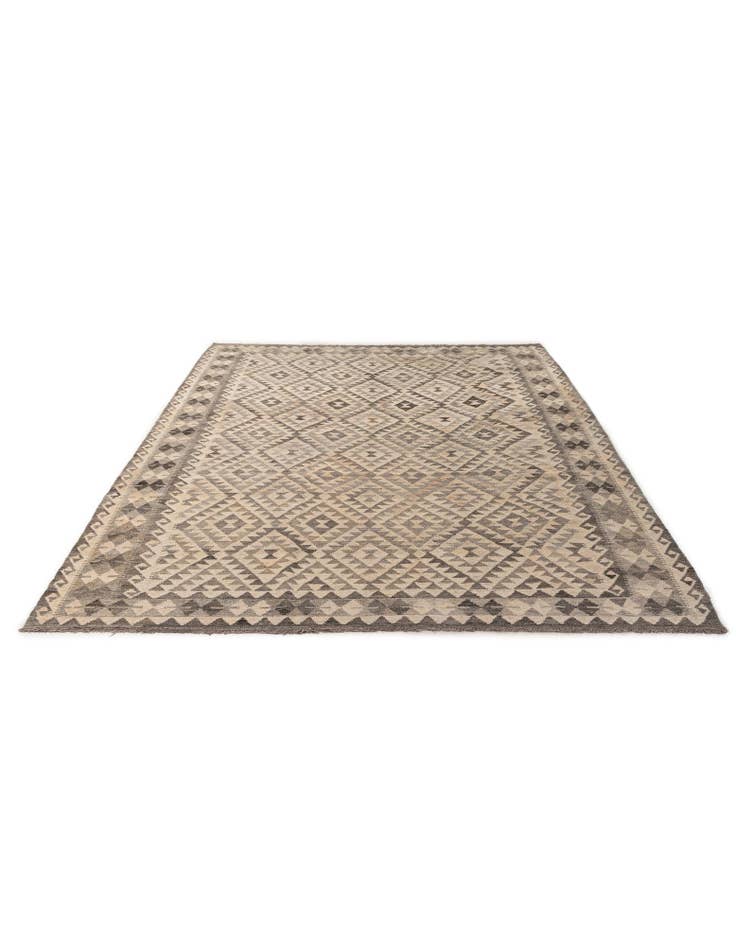 Detail image of 6' 11 x 9' 10 Hand Woven Kilim Maymana Wool Rug