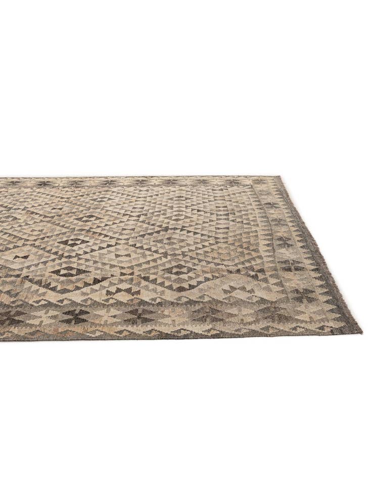 Detail image of 6' 11 x 9' 10  Hand Woven Kilim Maymana Wool Rug