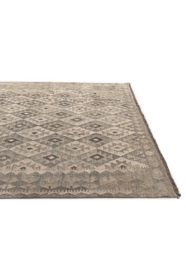 Detail image of 7' 1 x 9' 9 Hand Woven Kilim Maymana Wool Rug