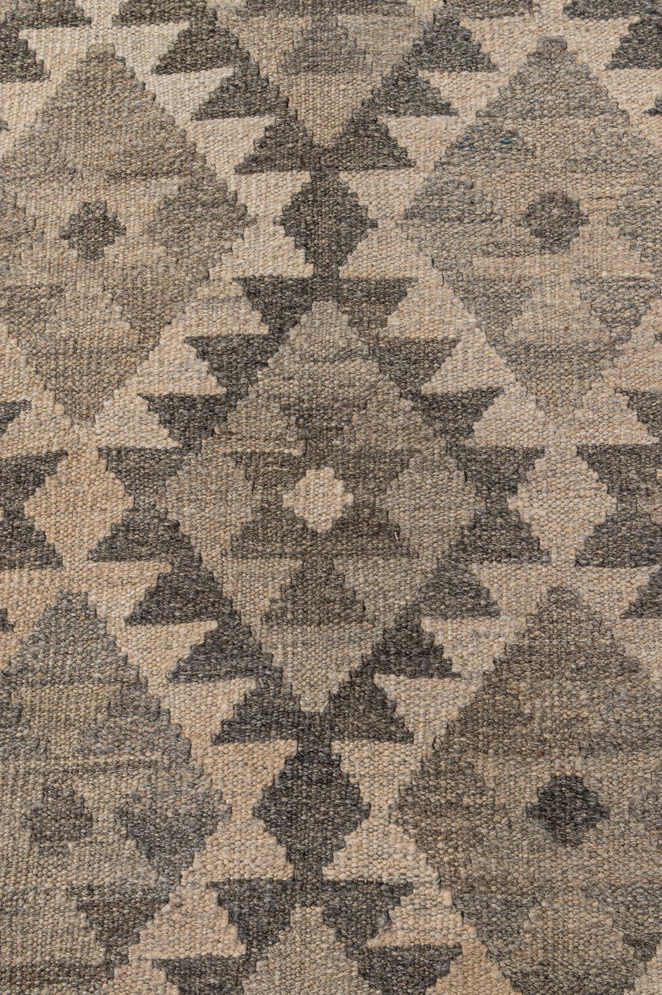 6' 9 x 10' Hand Woven Kilim Maymana Wool Rug