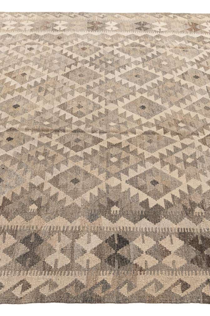 6' 10 x 9' 10 Hand Woven Kilim Maymana Wool Rug