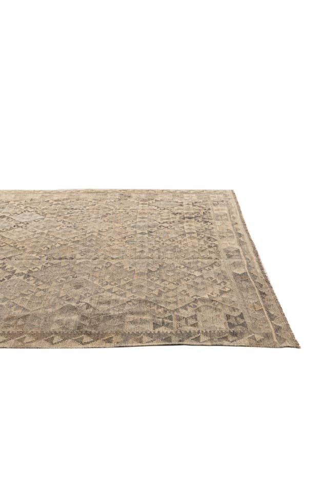 Detail image of 6' 7 x 9' 7 Hand Woven Kilim Maymana Wool Rug