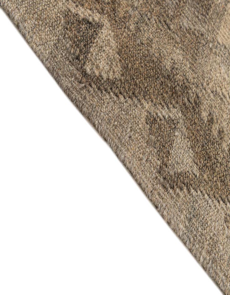 Detail image of 6' 7 x 9' 7  Hand Woven Kilim Maymana Wool Rug