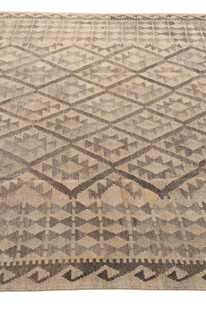 6' 11 x 9' 11 Hand Woven Kilim Maymana Wool Rug