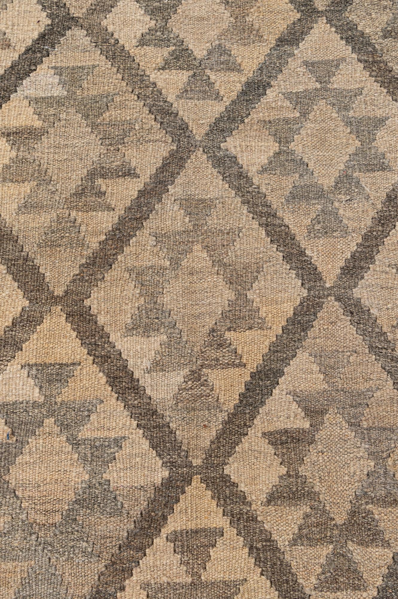 6' 11 x 9' 11 Hand Woven Kilim Maymana Wool Rug