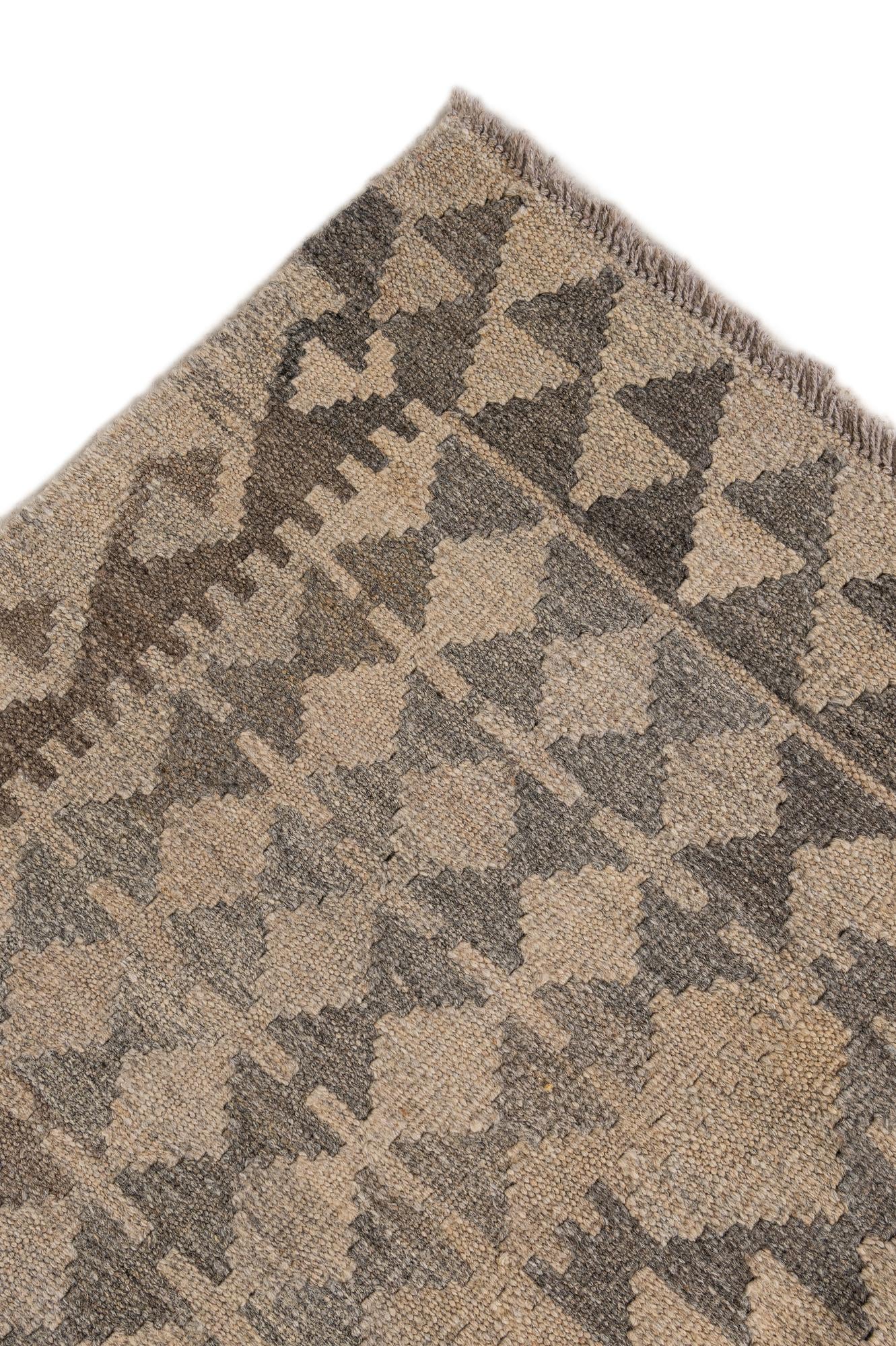 6' 11 x 9' 11 Hand Woven Kilim Maymana Wool Rug