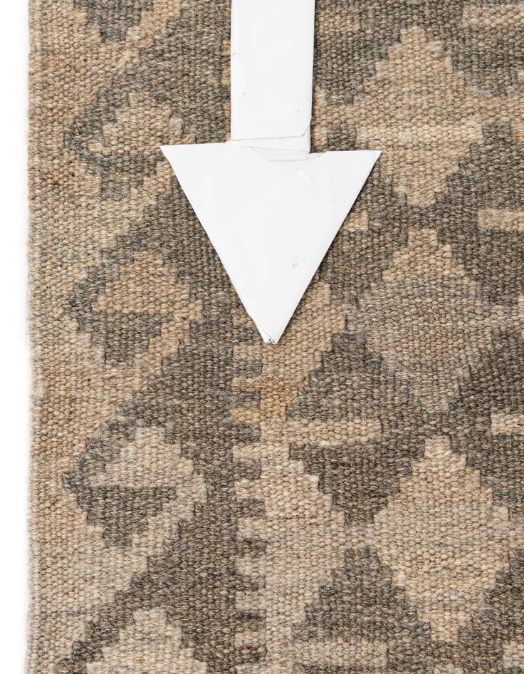 Detail image of 6' 10 x 10'  Hand Woven Kilim Maymana Wool Rug