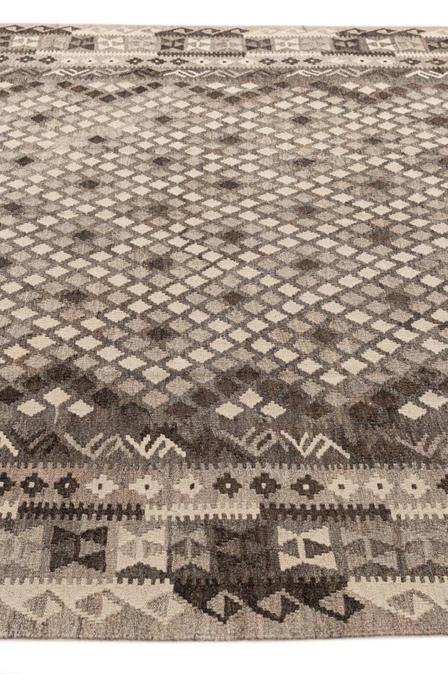 Detail image of 6' 9 x 10' 3 Hand Woven Kilim Maymana Wool Rug