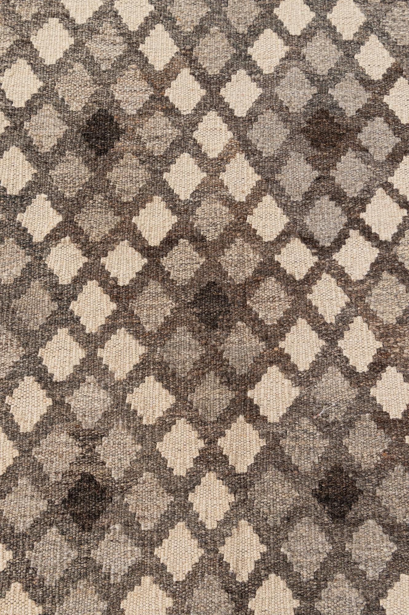 6' 9 x 10' 3 Hand Woven Kilim Maymana Wool Rug