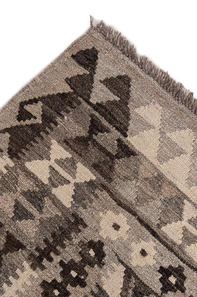 6' 9 x 10' 3 Hand Woven Kilim Maymana Wool Rug