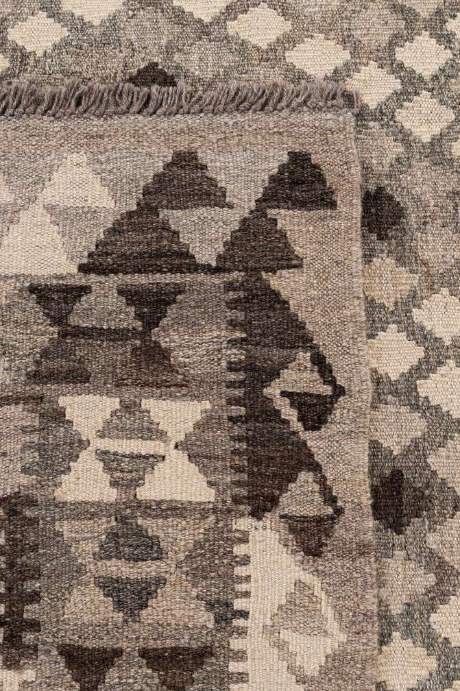 6' 9 x 10' 3 Hand Woven Kilim Maymana Wool Rug