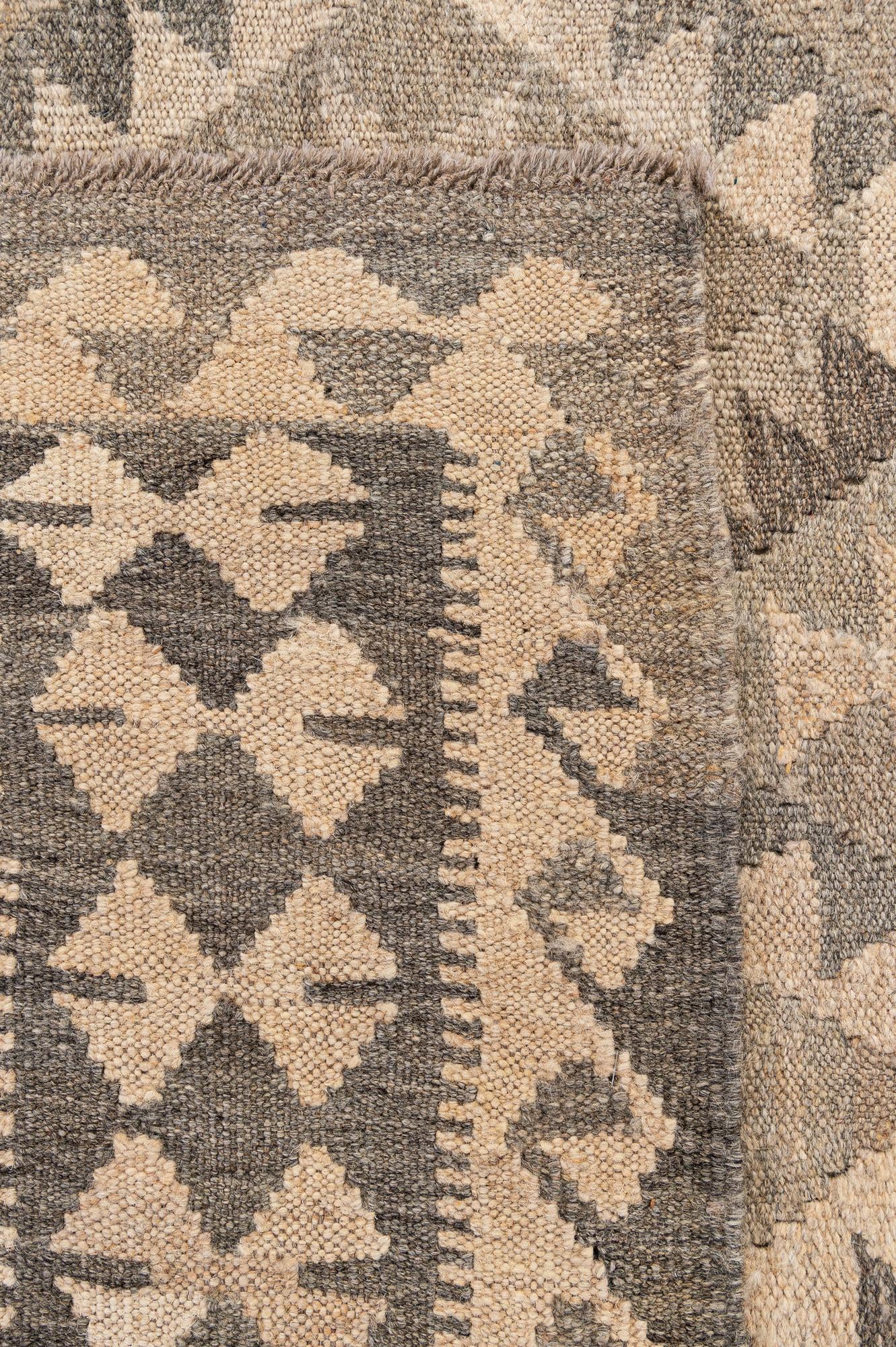 6' 10 x 10' 3 Hand Woven Kilim Maymana Wool Rug