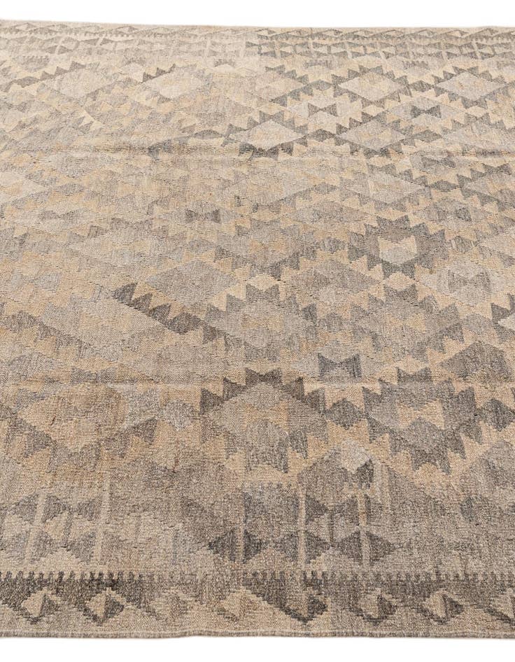 Detail image of 7' 1 x 9' 8  Hand Woven Kilim Maymana Wool Rug