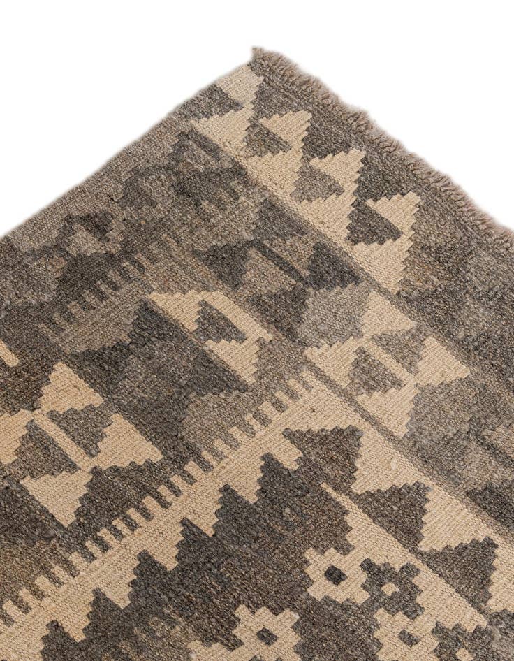 Detail image of 7' 1 x 10'  Hand Woven Kilim Maymana Wool Rug