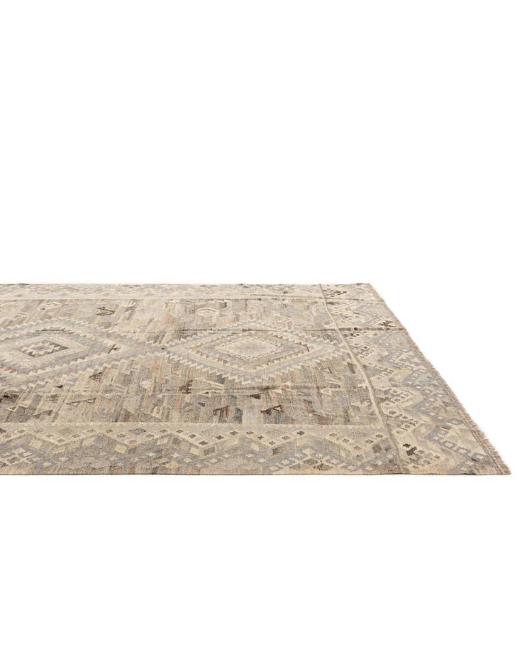Detail image of 8' x 12'  Hand Woven Kilim Maymana Wool Rug