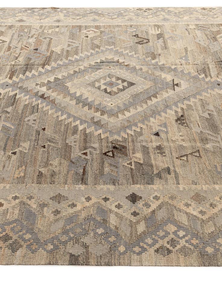 Detail image of 8' x 12'  Hand Woven Kilim Maymana Wool Rug