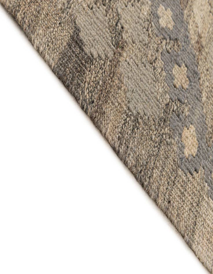 Detail image of 8' x 12'  Hand Woven Kilim Maymana Wool Rug