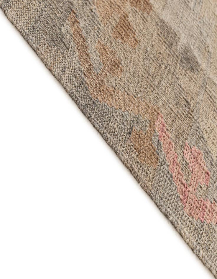 Detail image of 8' 4 x 9' 5  Hand Woven Kilim Maymana Wool Rug