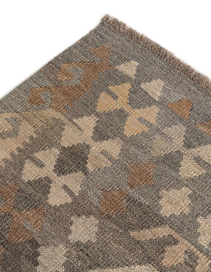 Detail image of 8' 7 x 10' 9  Hand Woven Kilim Maymana Wool Rug