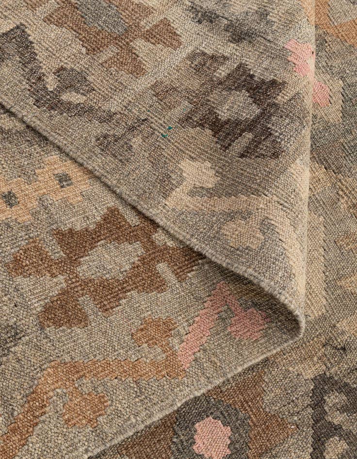 Detail image of 8' 6 x 11' 2  Hand Woven Kilim Maymana Wool Rug