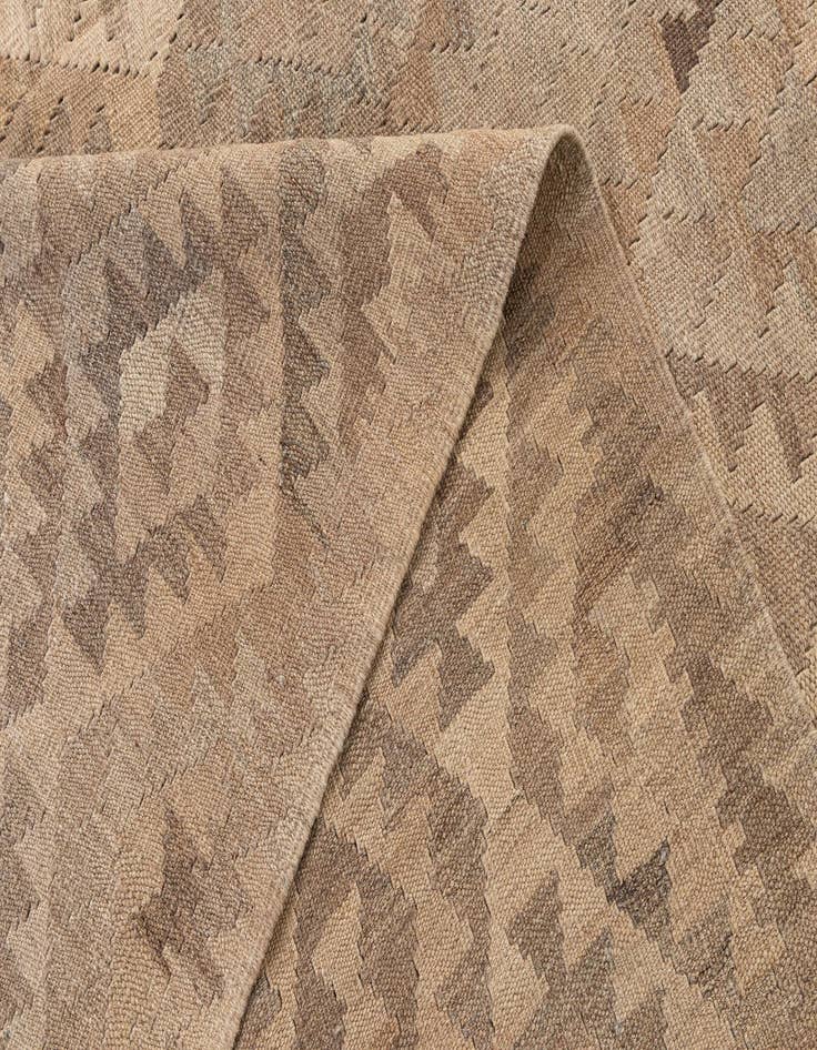 Detail image of 10' 3 x 11' 2  Hand Woven Kilim Maymana Wool Rug