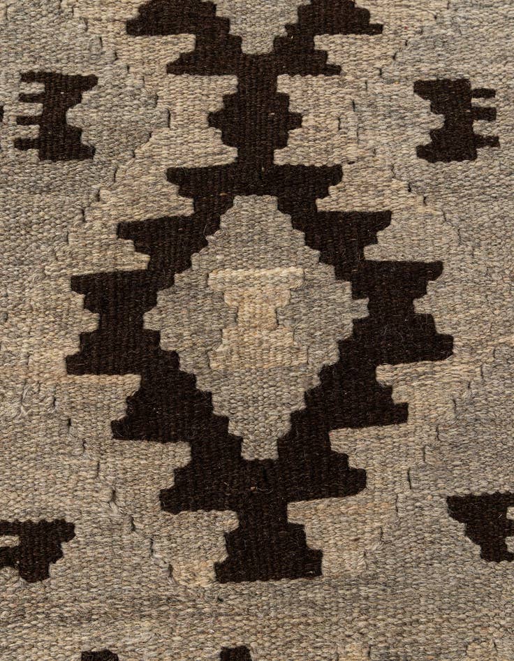 Detail image of 2' 7 x 3' 11  Hand Woven Kilim Maymana Wool Rug