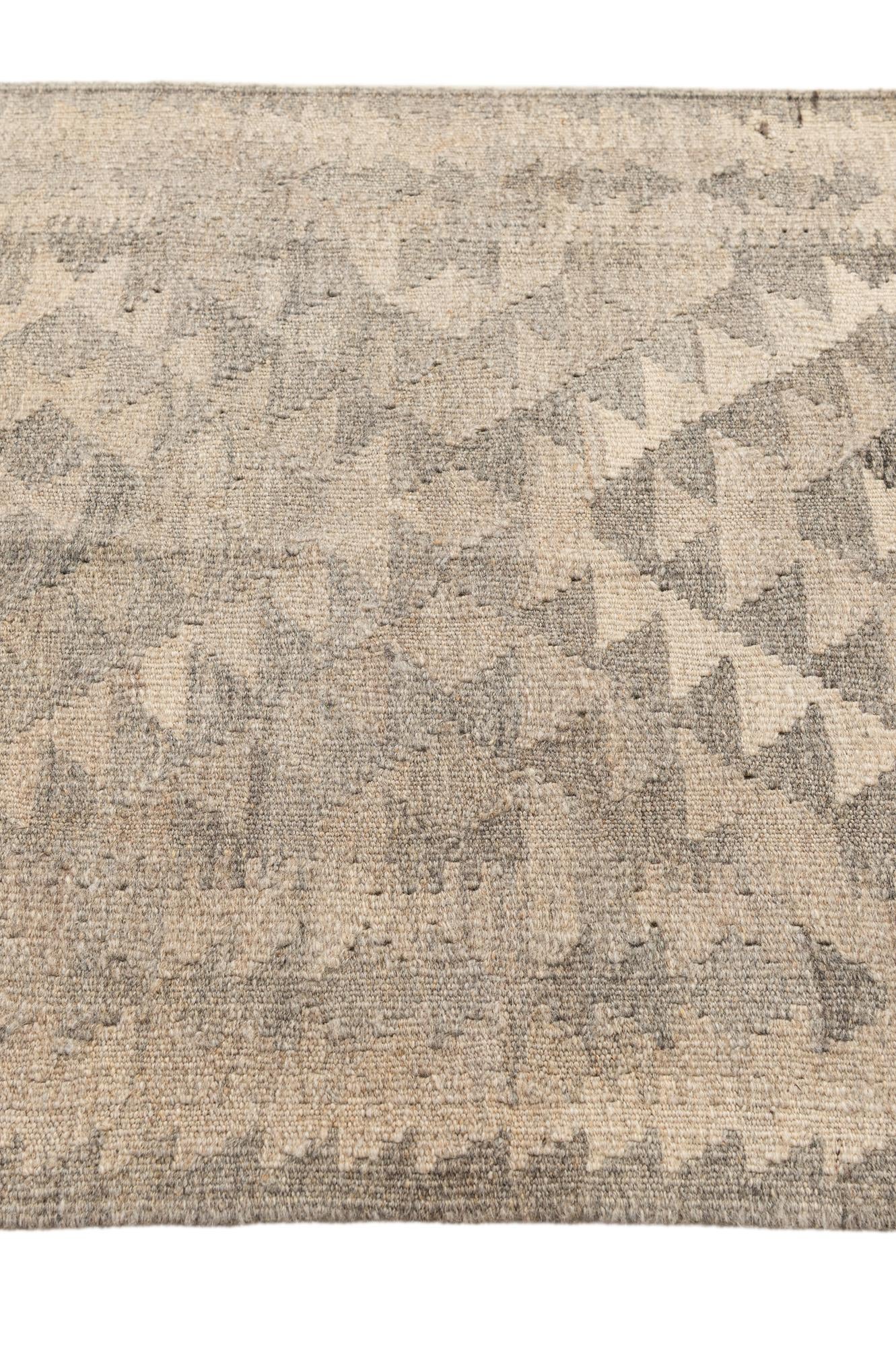 2' 6 x 4' 2 Hand Woven Kilim Maymana Wool Rug