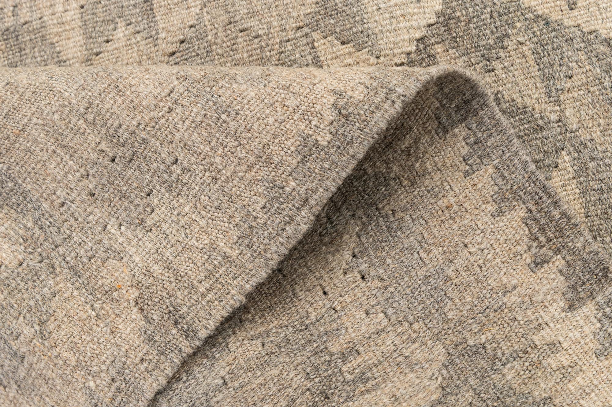 2' 6 x 4' 2 Hand Woven Kilim Maymana Wool Rug