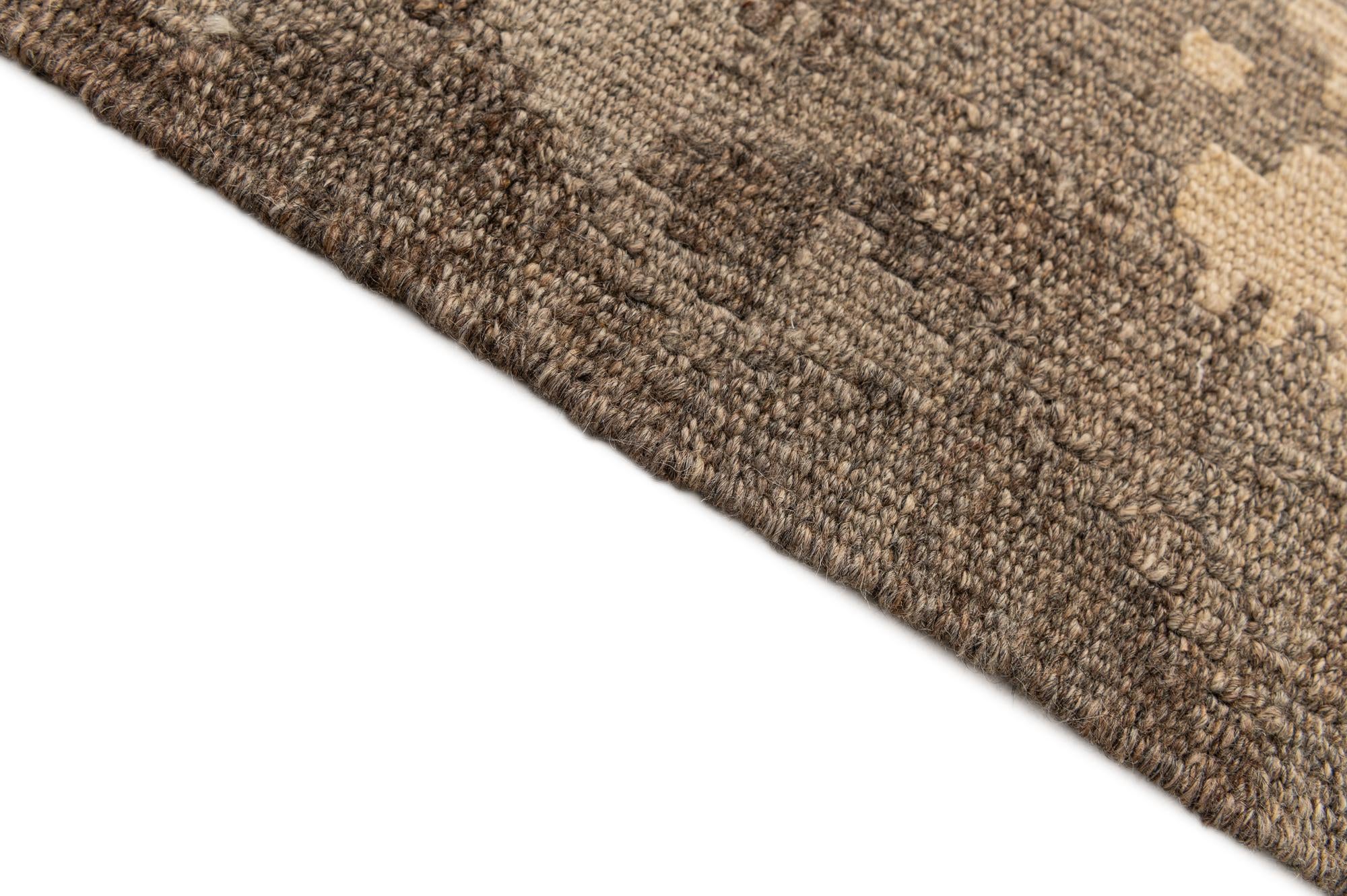 2' 9 x 4' 2 Hand Woven Kilim Maymana Wool Rug