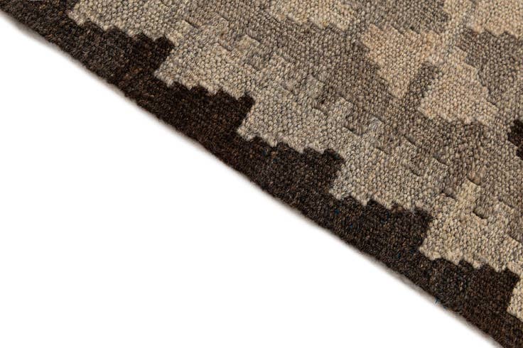 Detail image of 3' 4 x 4' 1 Hand Woven Kilim Maymana Wool Rug