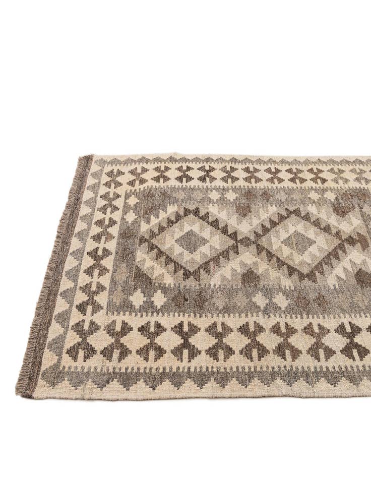 Detail image of 3' 3 x 4' 11  Hand Woven Kilim Maymana Wool Rug