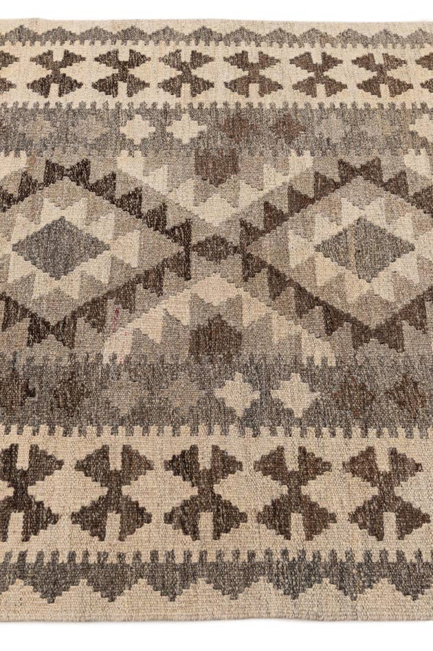 Detail image of 3' 3 x 4' 11 Hand Woven Kilim Maymana Wool Rug