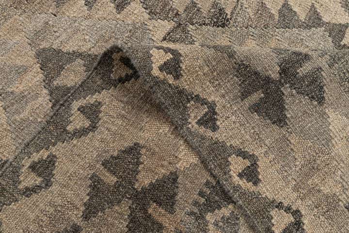 6' 10 x 9' 6 Hand Woven Kilim Maymana Wool Rug