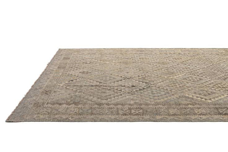 Detail image of 6' 11 x 10' 4 Hand Woven Kilim Maymana Wool Rug